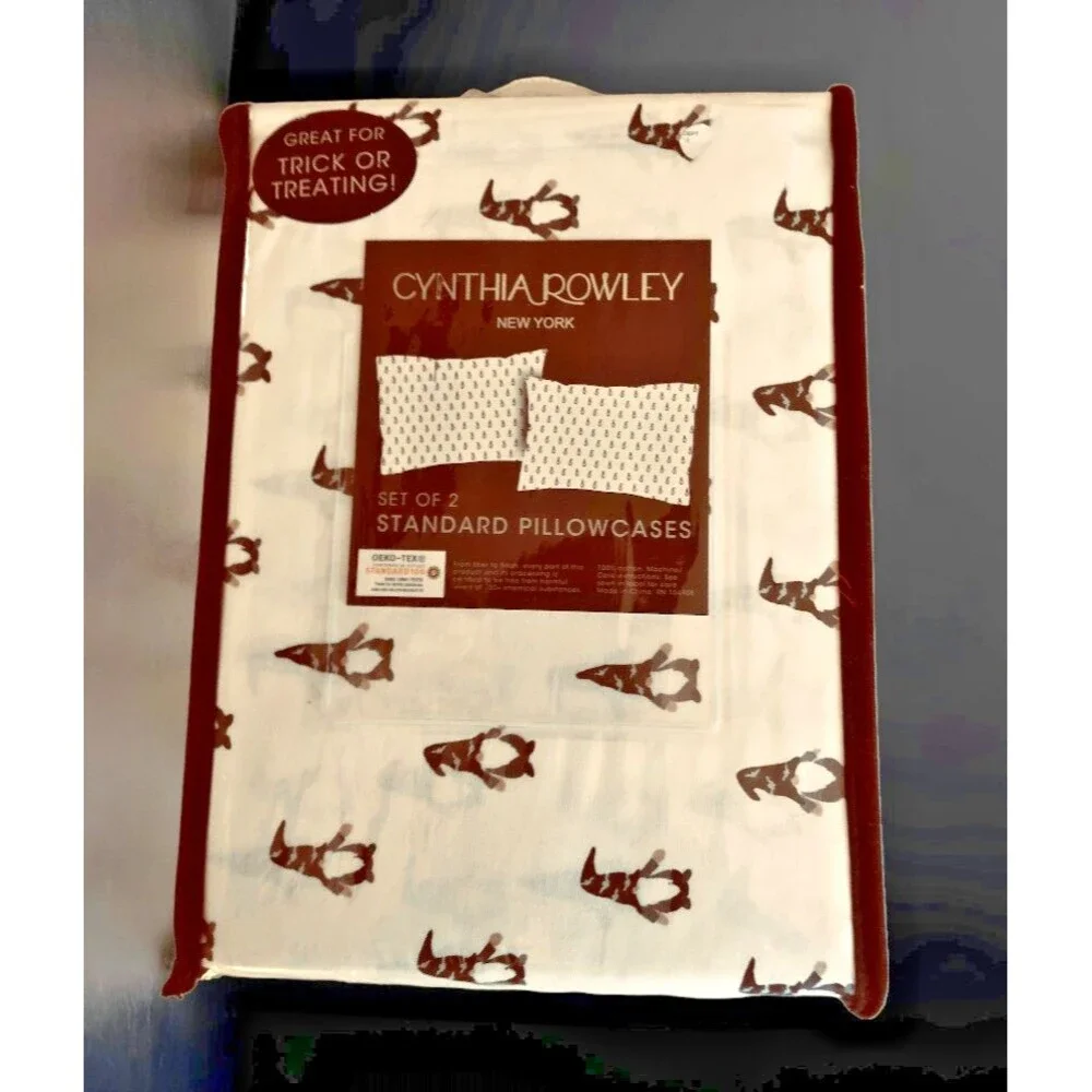 Cynthia Rowley Halloween Standard Pillowcases Gnomes Bats Cotton White Set Of 2